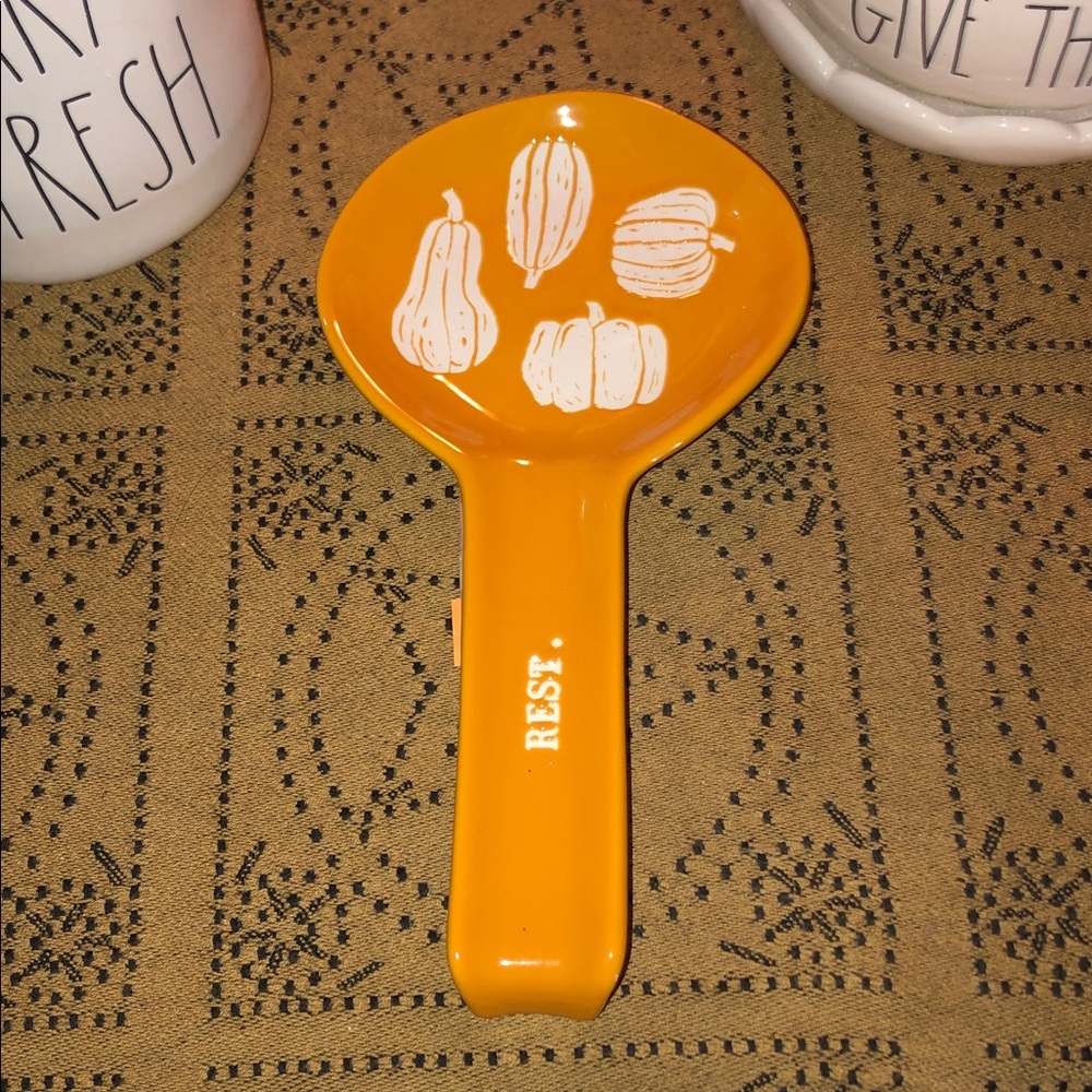Rae Dunn REST Spoon Rest Pumpkins
